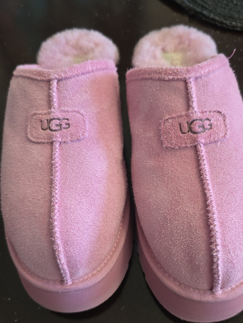 UGG SLIPPERS/ MULES PINK SZ 9 - Picture 3 of 6